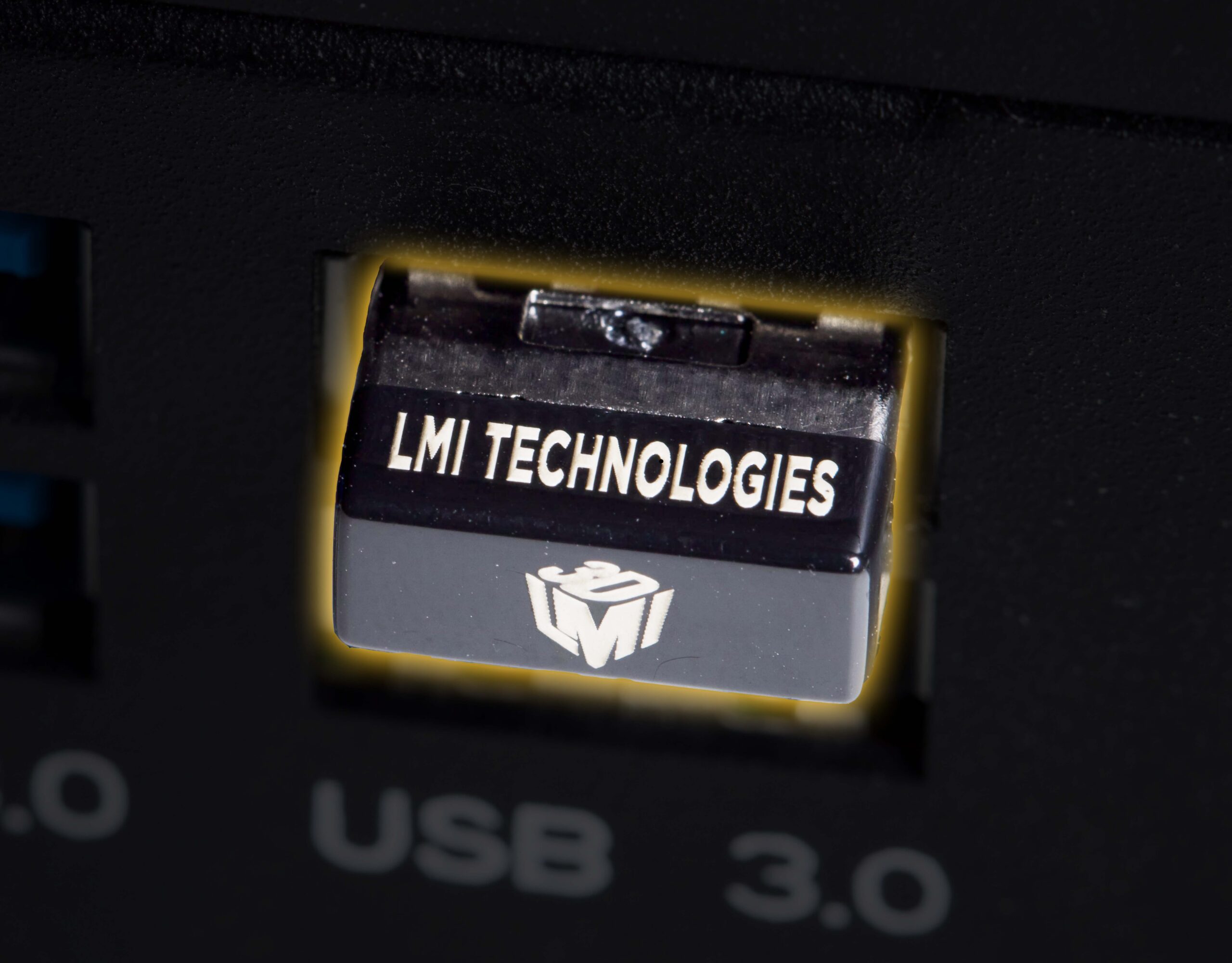 GoPxL Pro Tools dongle zoomedin